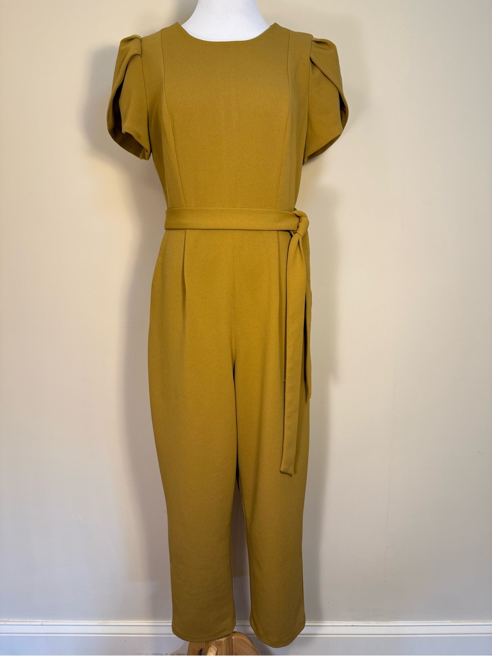 Jumpsuit Mustard Yellow Size Medium 6 to 8 Belted Tailored Fit Work Office Chic - Picture 2 of 12